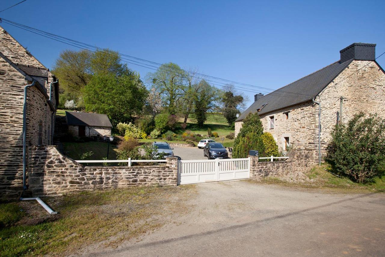 Stone Cottage With Modern Cosy Interior Near To Josselin Perfect Retreat For Writers Or Star Gazers Guégon Buitenkant foto