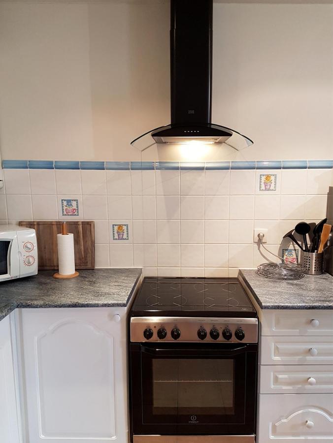 Stone Cottage With Modern Cosy Interior Near To Josselin Perfect Retreat For Writers Or Star Gazers Guégon Buitenkant foto